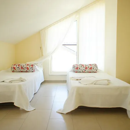 Apartment Aquamarine Terace Suite *